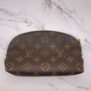 Louis Vuitton Cosmetic Pouch in Monogram